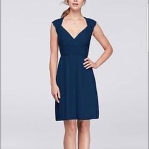 Beautiful Knee-length Navy Blue Mesh Dress with Lace Sleeves